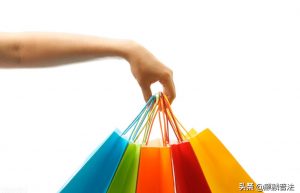 网上购物商家迟迟不发货，是否构成欺诈，能否主张3倍赔偿？